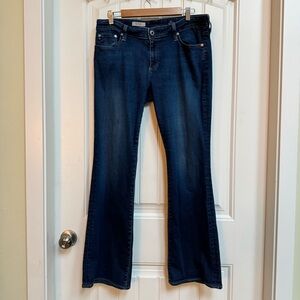 AG Adriano Goldschmied The Jessie Curvy Boot Fit Mid Rise Jeans. Size 32R